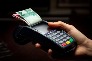 Imagem para o artigo: Hack Maquininha: Reduza Taxas em 5 Min. (Eles Não Querem Que Saiba!)